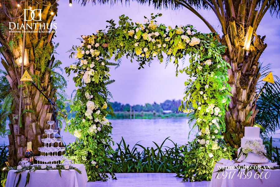 Thái Ngân & Thành Trung | Dianthus Wedding Decor based in Saigon